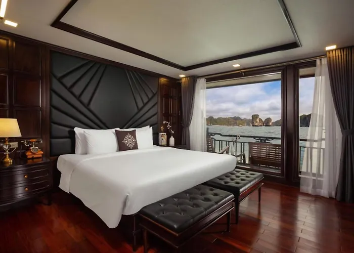 & Lan Ha Cruises Resort Ha Long