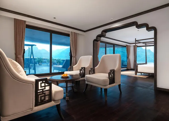 Resort & Lan Ha Cruises
